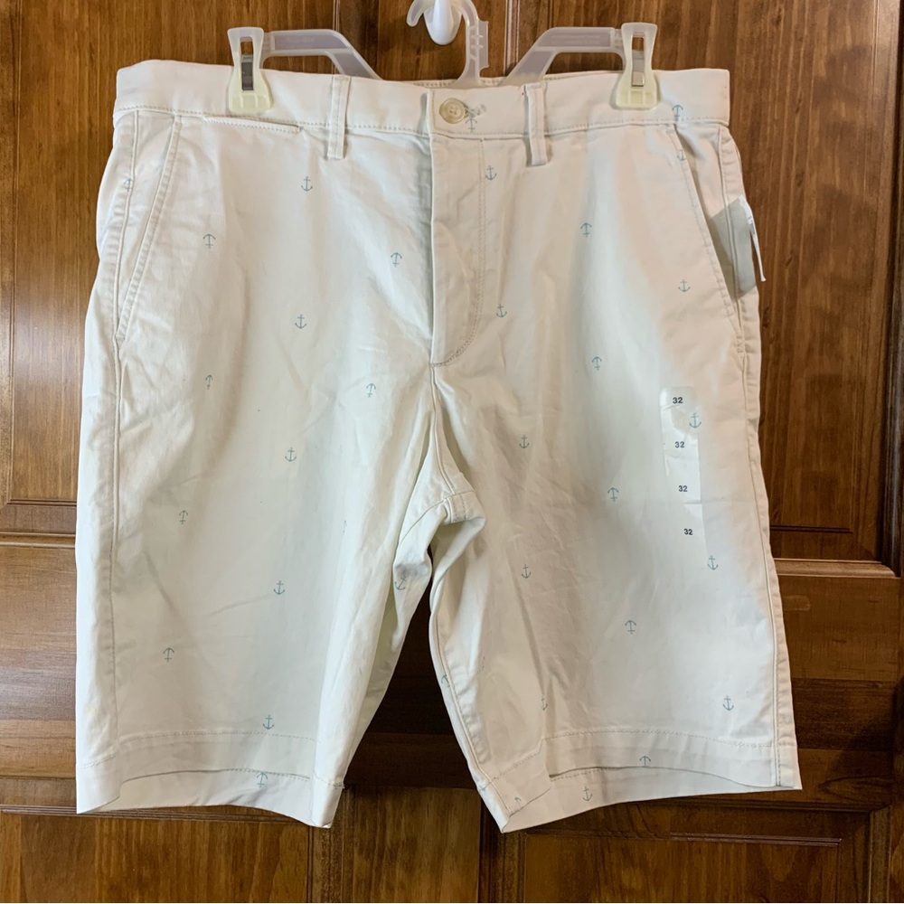 NWT Men’s GAP anchor print Essential Khaki 10in short gapflex vacation shorts 32
